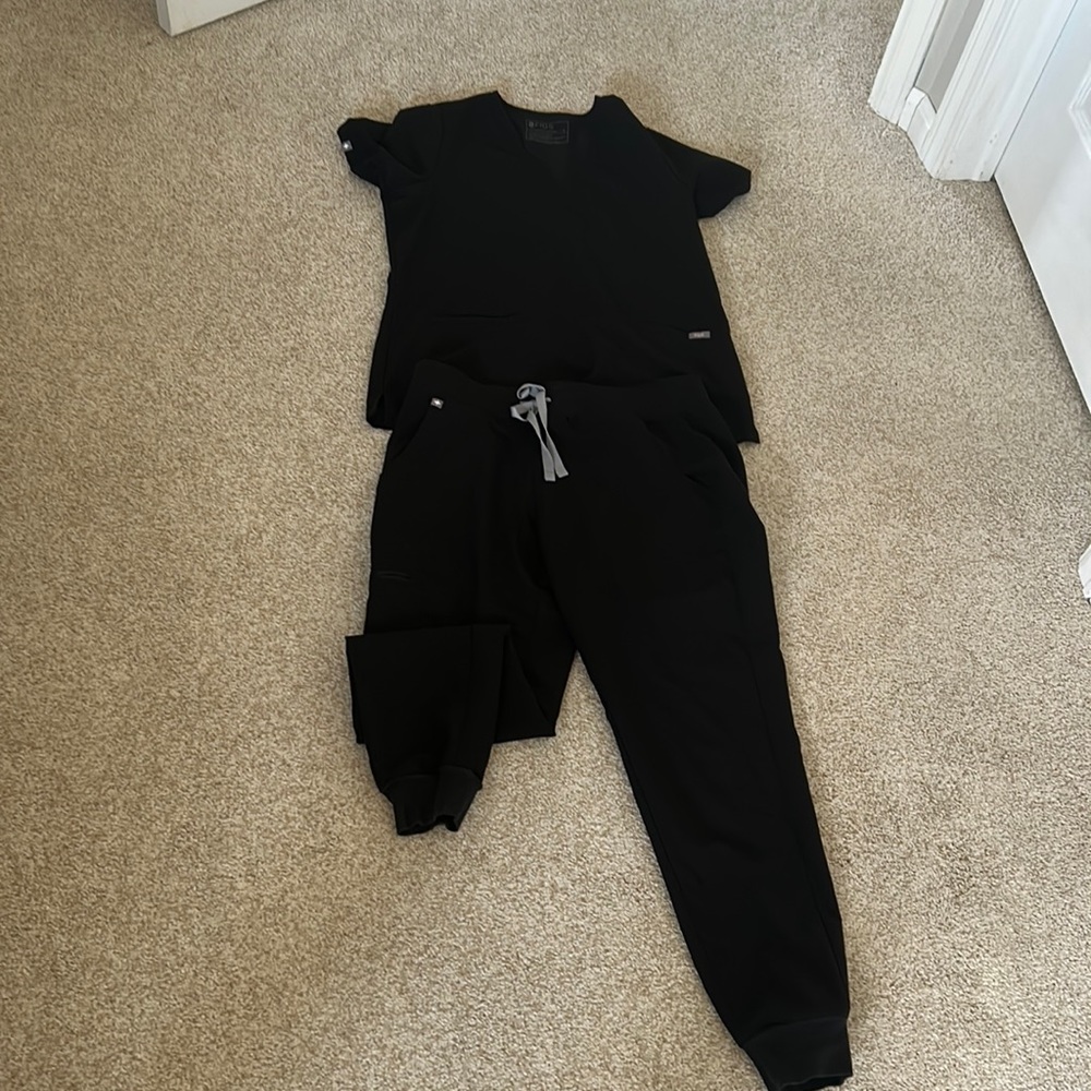 Figs scrubs. Joggers and two pocket top